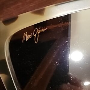 Maui Jim "Stone Shack" Cream And Brown Tortoise Shell Sunglasses